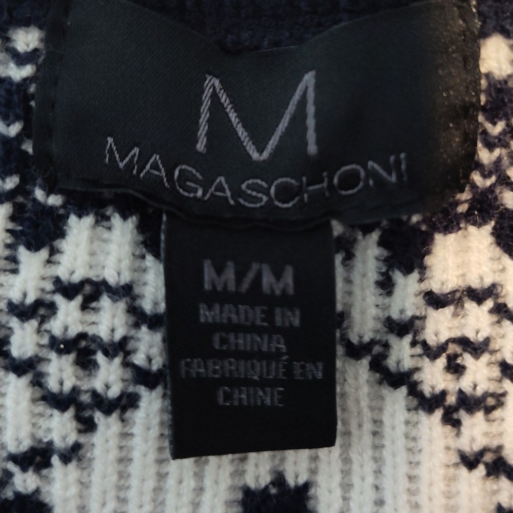 Magaschoni Mens Navy Blue White Fair Isle Reindeer Snowflake Christmas Sweater M - Picture 3 of 5